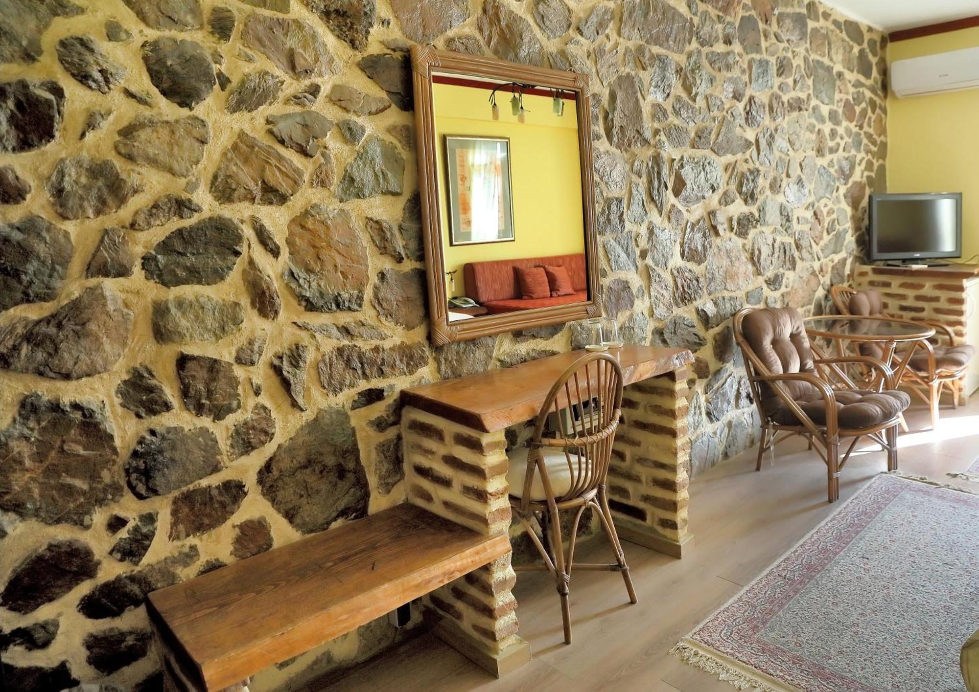 Hotel Loggas Sidhirokhórion Extérieur photo