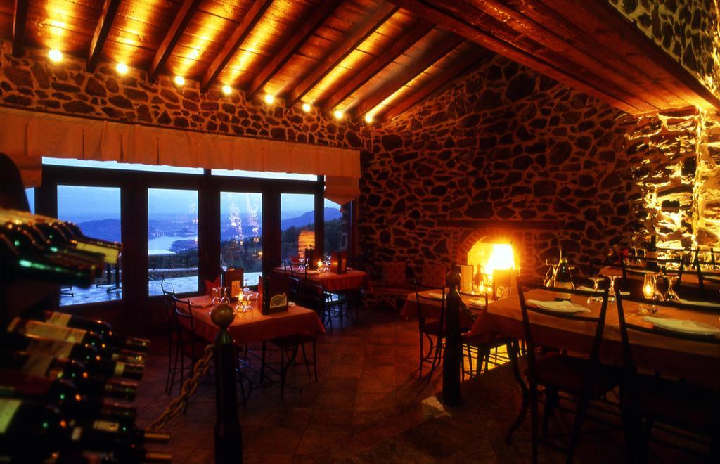 Hotel Loggas Sidhirokhórion Extérieur photo