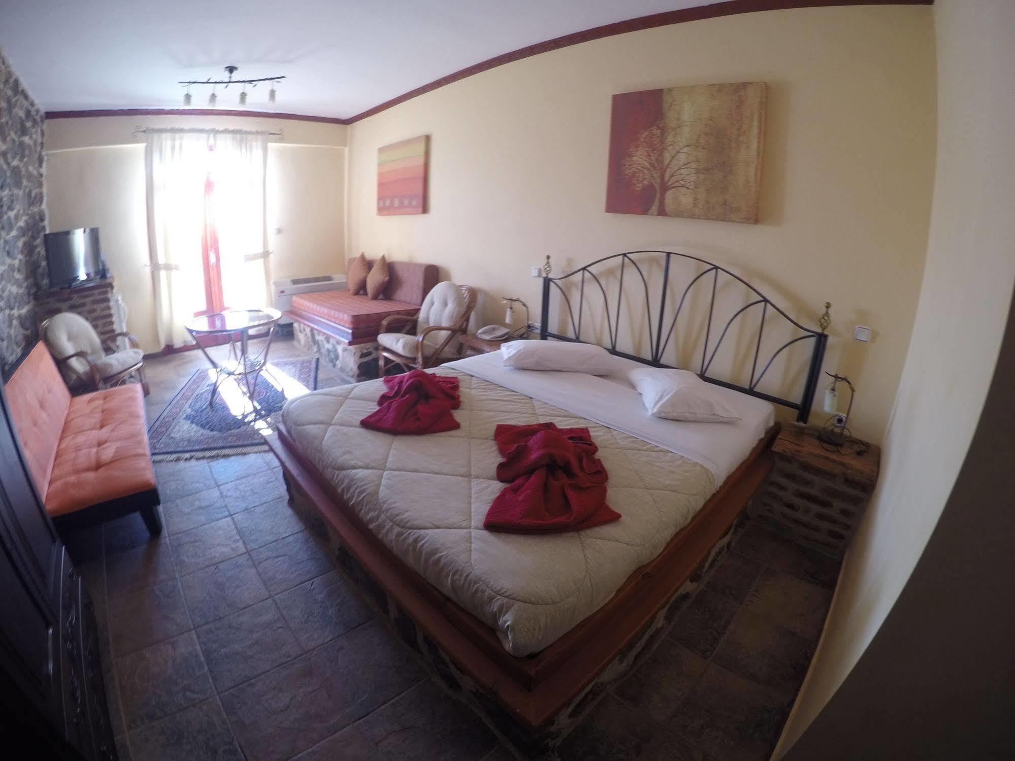 Hotel Loggas Sidhirokhórion Extérieur photo