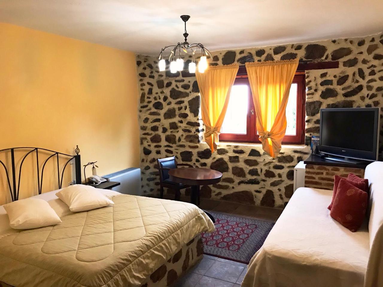 Hotel Loggas Sidhirokhórion Extérieur photo
